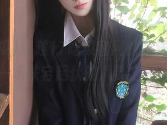 穿越17吃瓜官网的传送门，来一场跌宕起伏的八卦之旅！