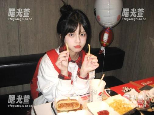 安静地戳开这个链接，51吃瓜上的大瓜全都压箱底儿了！