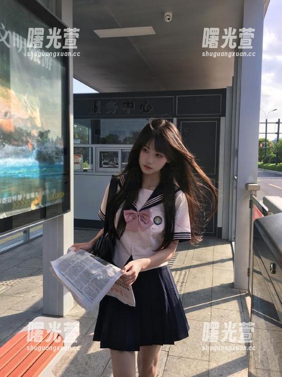 51吃瓜 “51吃瓜”是不是也混入了些奇怪网址?登录之后立马让我产生怀疑。