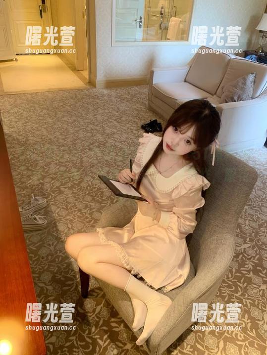 你知道吗？下载“51黑料网”后，我每天都被新鲜的黑料轰炸，眼花缭乱！