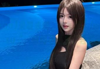 来啦来啦，永恒的”heiliao.su“，中间不插播广告！