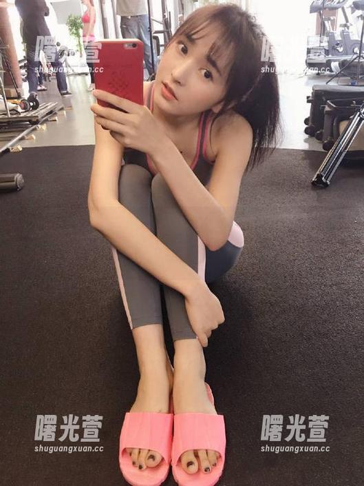 为啥不去下载“www.17@”，让自己追一下当下的热潮呢？