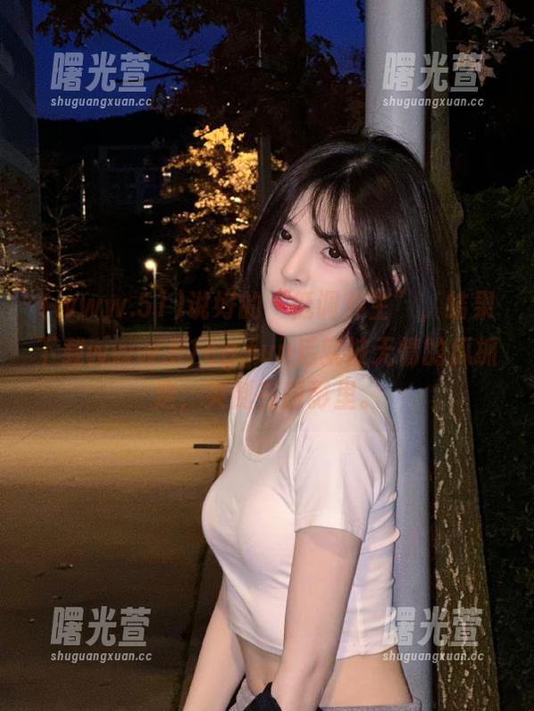 说好的“低调养生”，结果下载www.51cg.fun后就被无情的瓜抓走，哭倒在阴影里。