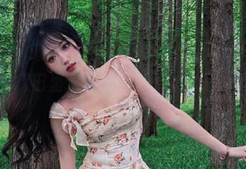 在“www.51cg.fun”的世界里，瓜田里永不迷路，偶尔跑偏也是种享受