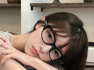 我观看的时候，手机屏幕反射出的光也不及这一堆瓜的光芒…呃，咋说呢？真叫人捧剧www.吃瓜