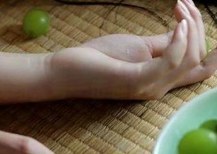 提线木偶还是真实？冲哥精选黑料线路，每一击都让人心跳不已！