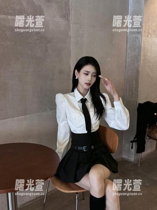 “吃瓜网站”新动态，收藏最热的在线观看视频，停不下来！