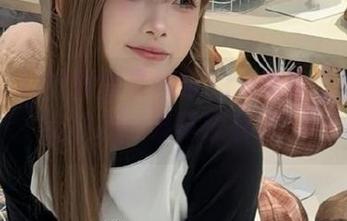 我登录娱乐718就为填满我的吃瓜心，果真没有错！