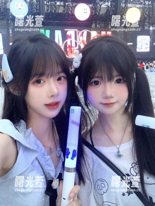 突然进了网曝吃瓜的“入口”，眼瞅着就要被八卦包围。