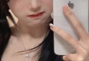 不知道iOS的黑料传送门开个窗，能不能吹进几分八卦的鲜风？