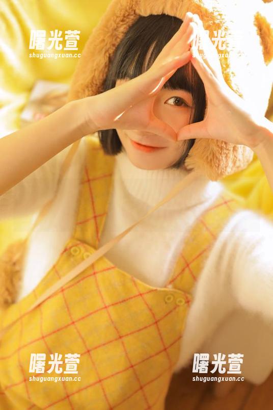 黑料社app重磅登陆，关注你的美食、八卦两不误！