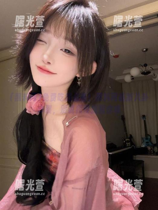 免费吃瓜必备！黑料网最新八卦炸裂，别说我没提醒你哦