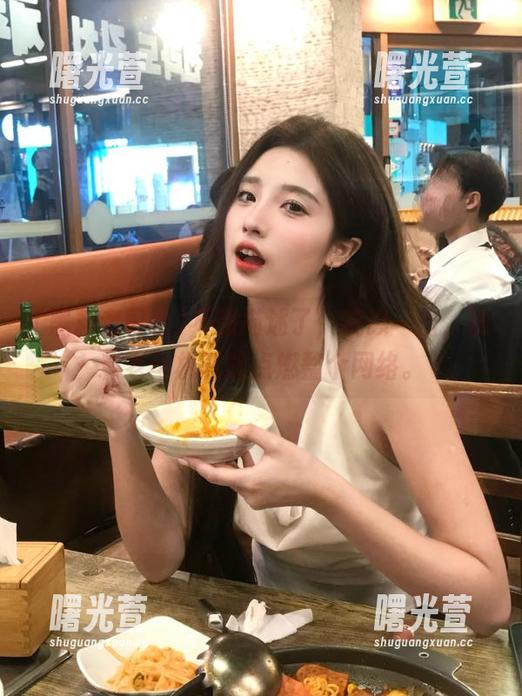 不想描述了，视频一出，黑料老司机就能点燃整个网络。